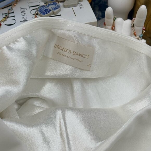 🆕 BRONX & BANCO 🧿 NWOT Stella Asymmetrical Bridal Gown, White - Sz XL / US 10 - Picture 15 of 16